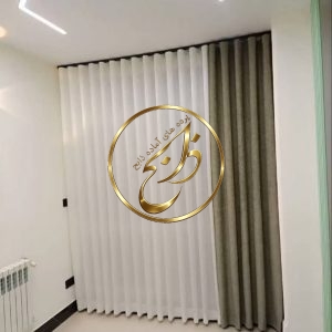 پنل کنار پرده مخمل شنل با دوخت مینیمال